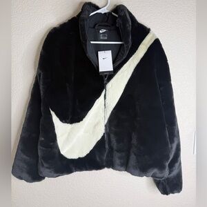 nsw plush faux fur jacket in fossil & black